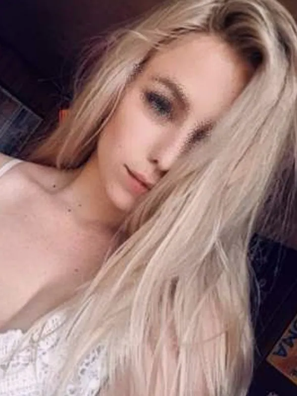 Louise, 25 ans, femme chaude à Aix-en-Provence