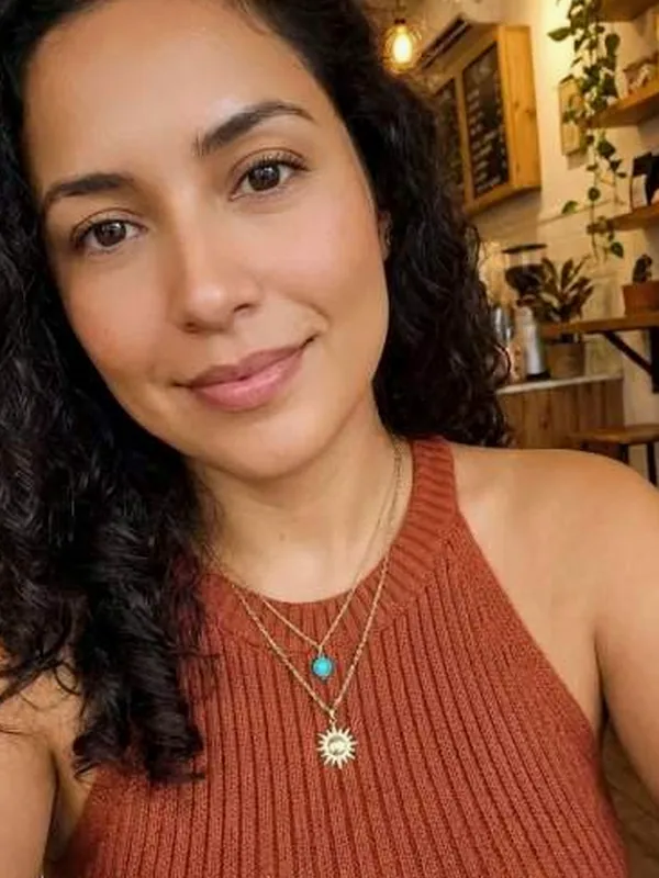 Lou, 24 ans, femme chaude à Nantes