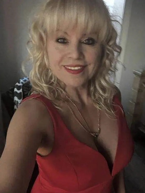Nelly, 50 ans, femme chaude à Rennes