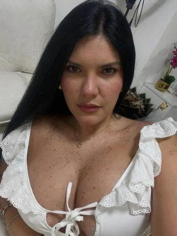 Clémence, 26 ans, femme chaude à Toulon